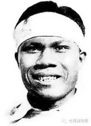 吃力不讨好飞将军冲冠一怒掴裁判