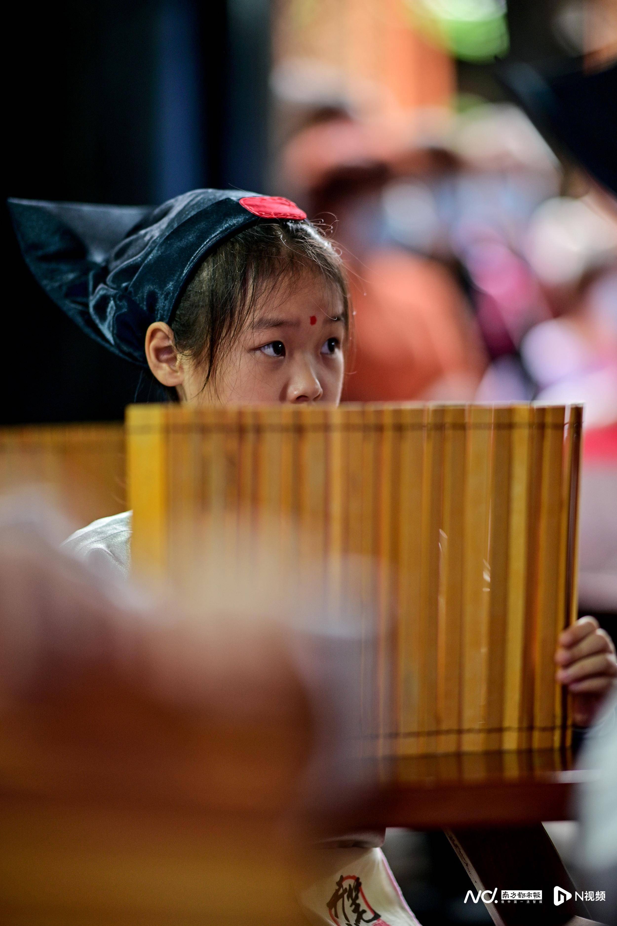 图集;正衣冠,拜师长,朱砂启智,岭南风韵里的开笔礼