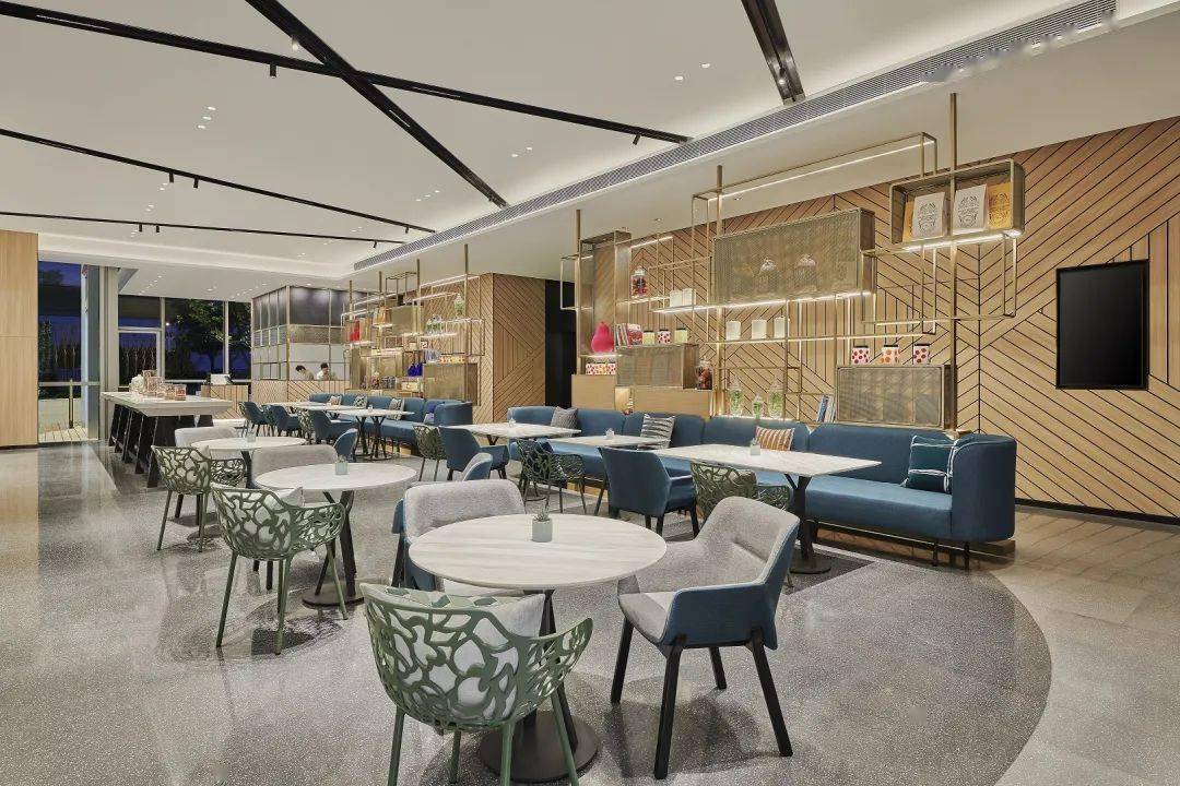 04. "上海前滩雅辰悦居酒店"