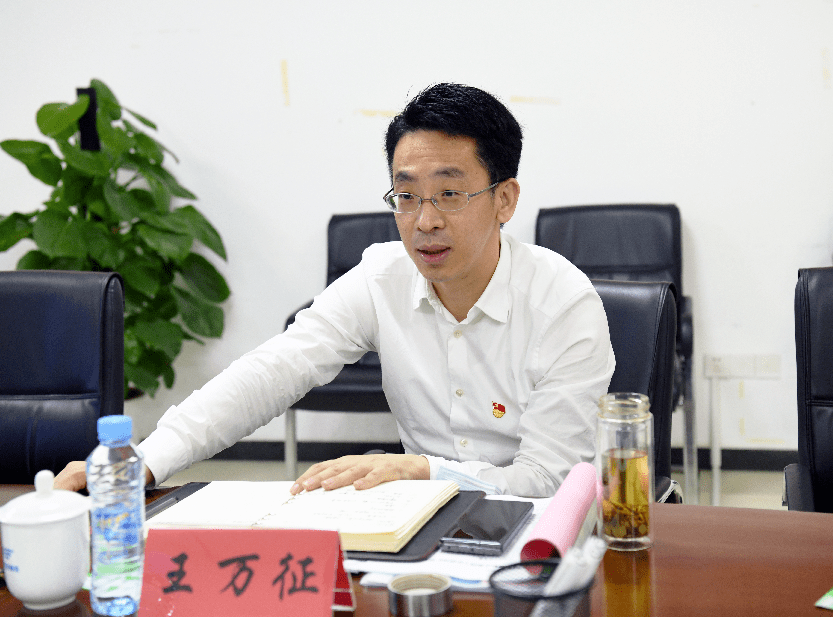 坚守初心使命做大做优做强航空产业王万征在调研华赣航空集团时这样