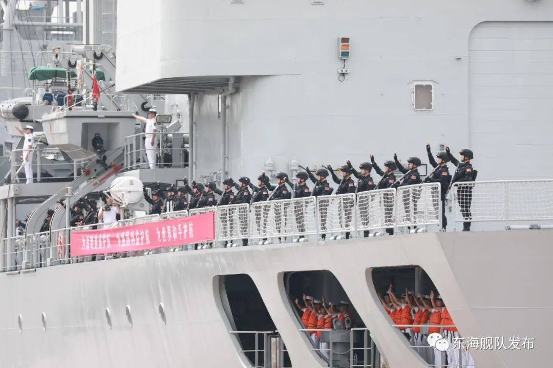 第41批护航编队奔赴亚丁湾,首次出动052dl型驱逐舰_苏州_东海舰队