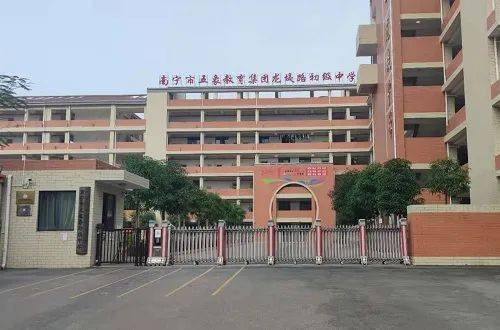 史上最多本周六73万人赶考南宁市2022年事业单位笔试最全考点地图请收