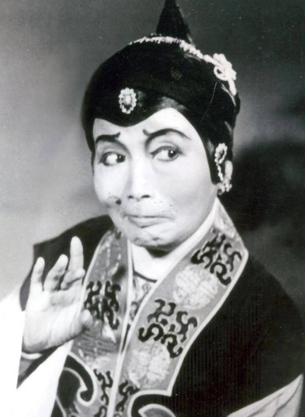 越剧丑角名家郑采君去世次子邵永平忆丑妈三两事