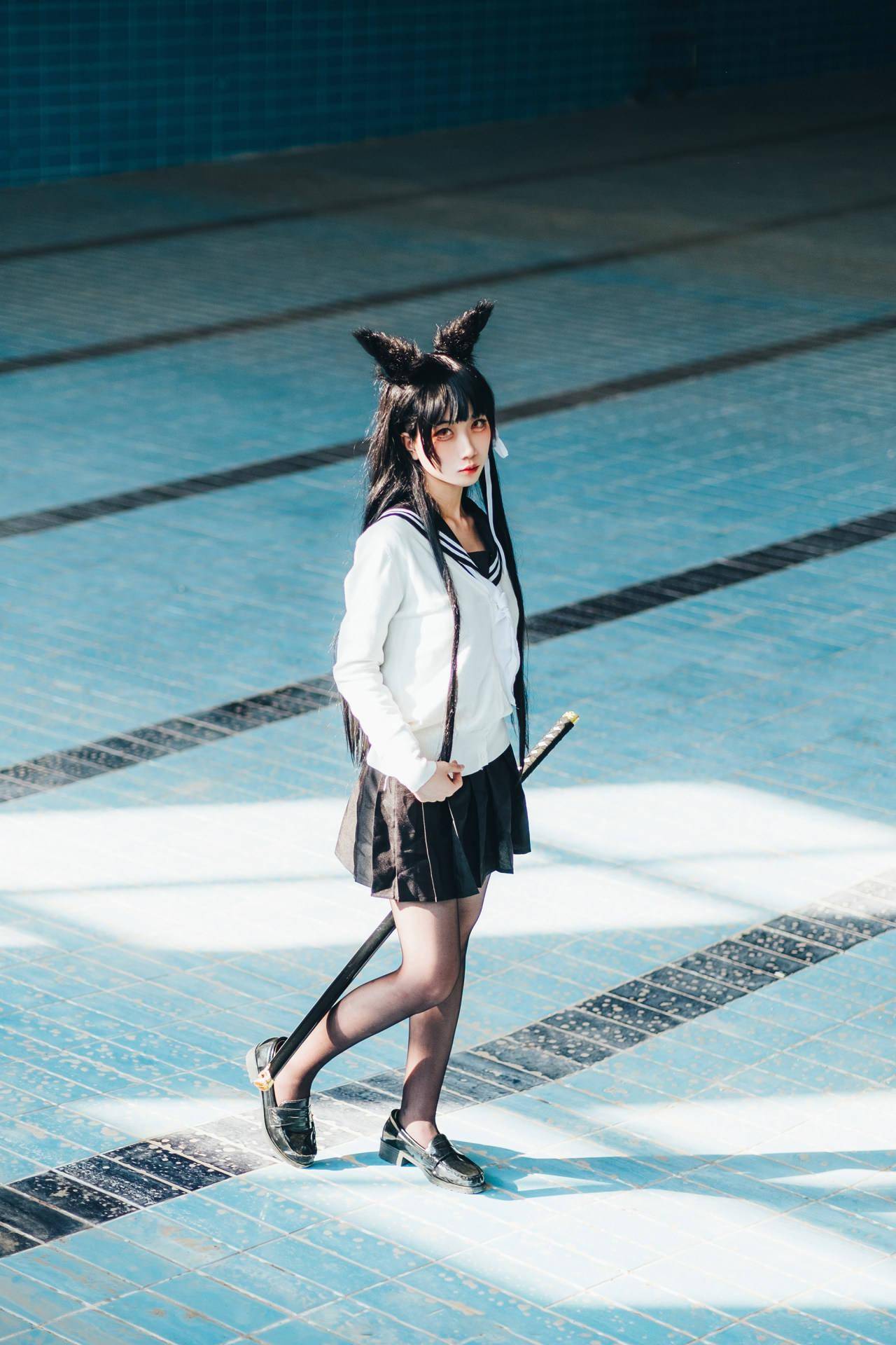 《碧蓝航线》爱宕犬 学园幻想曲 cosplay_安凉_指挥官_校服