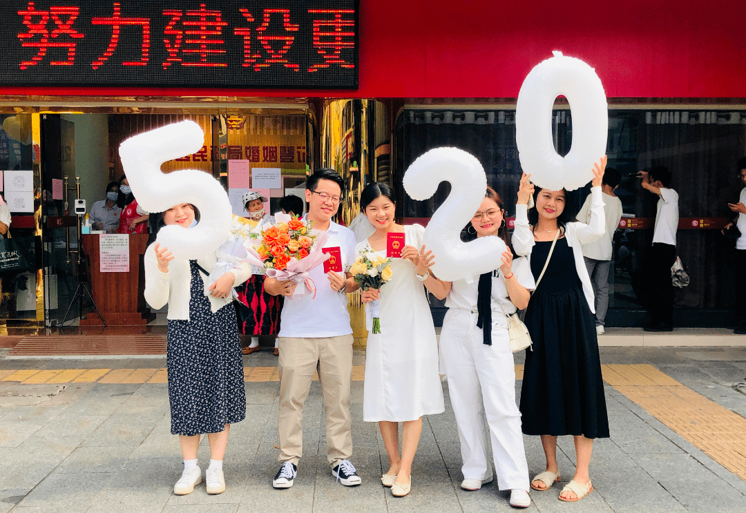 今天,在肇庆婚姻登记处拍下的这一幕幕……_西江_陈小姐_甘婉怡