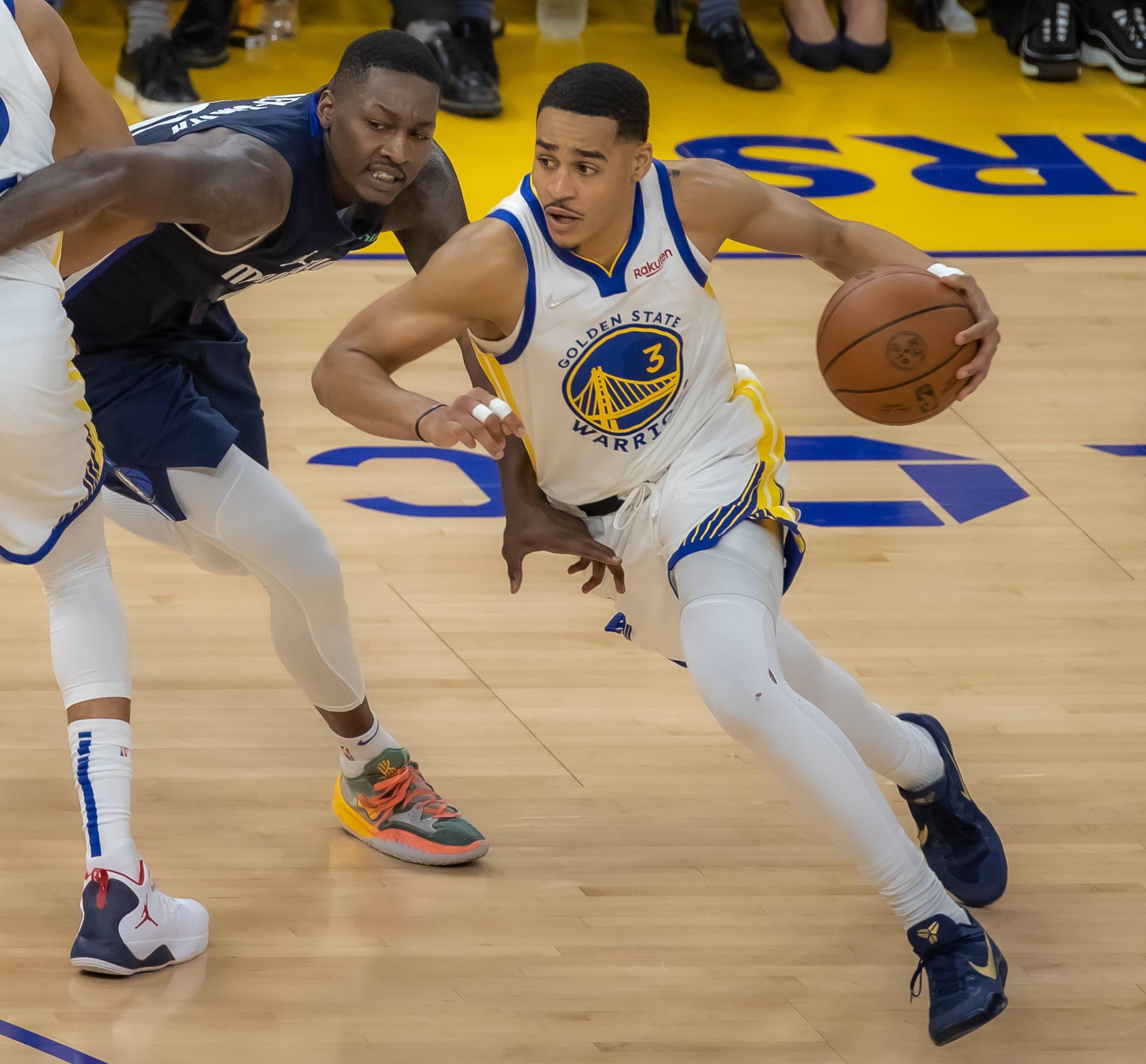 篮球nba西部决赛勇士胜独行侠