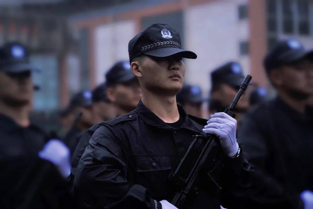 新警培训新警察故事