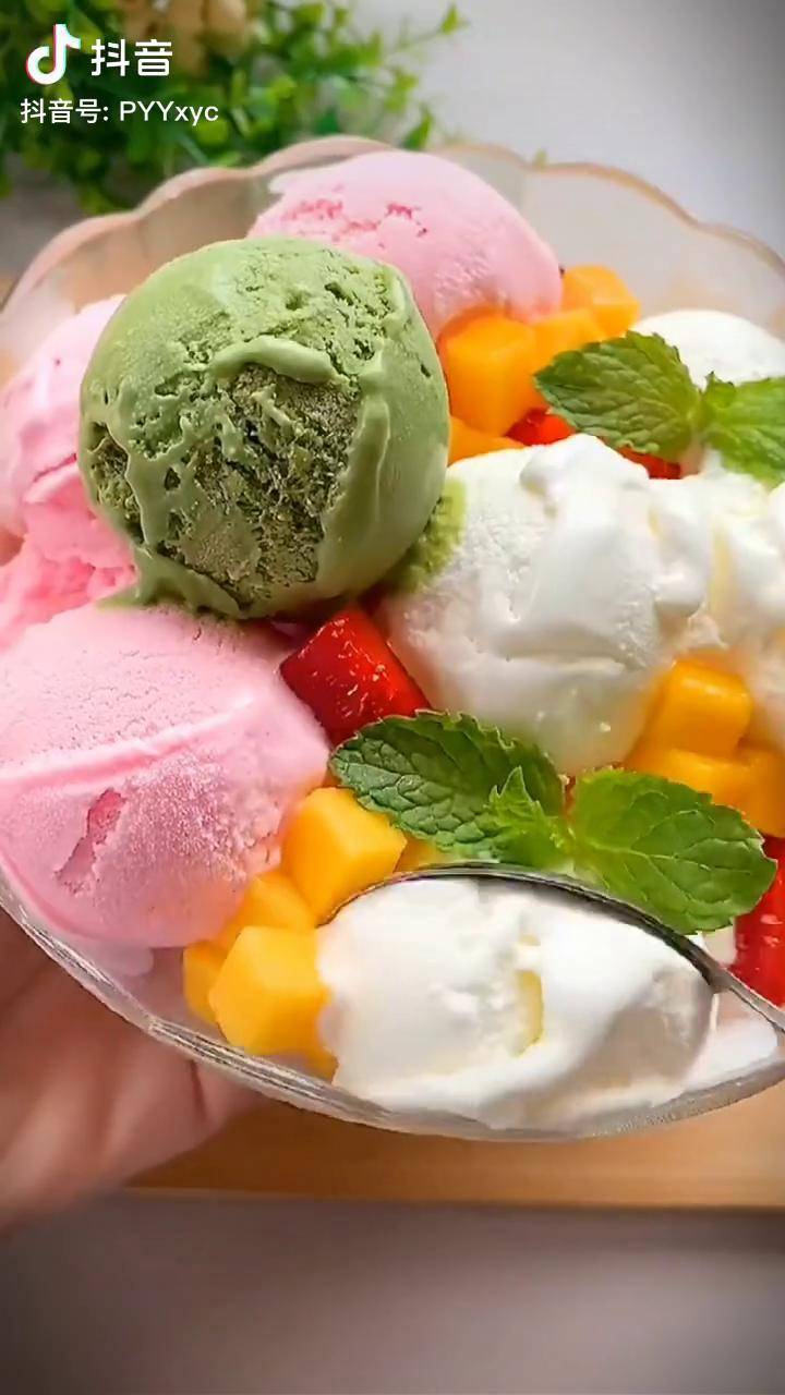 创作灵感没想到做冰淇淋原来这么简单在家就能轻松做各种口味的冰淇淋