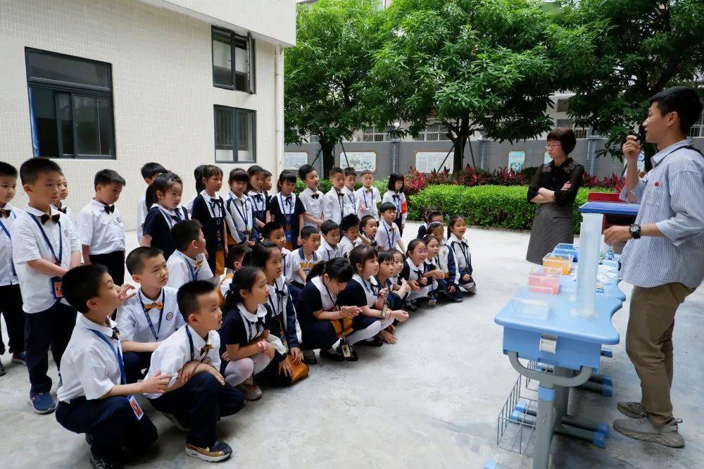 走进科技你我同行大悦小学举行2022年科技周活动