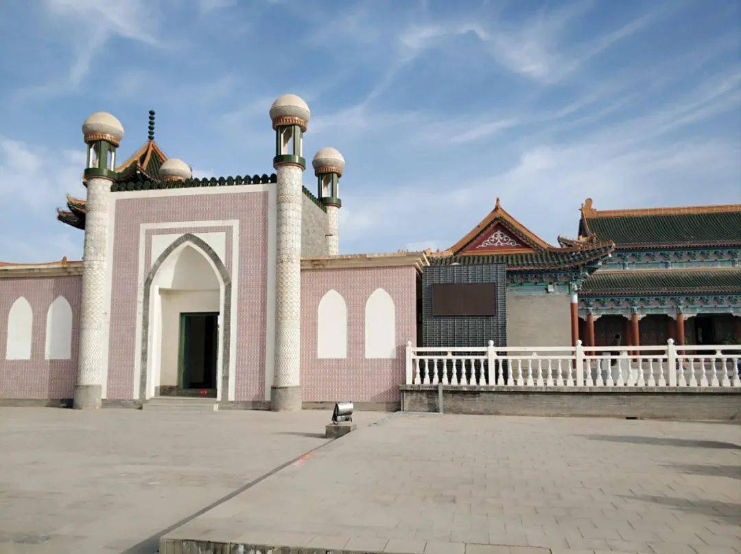 铸牢中民族共同体意识天山南北多元融合的新疆建筑文化丨中华建筑文化