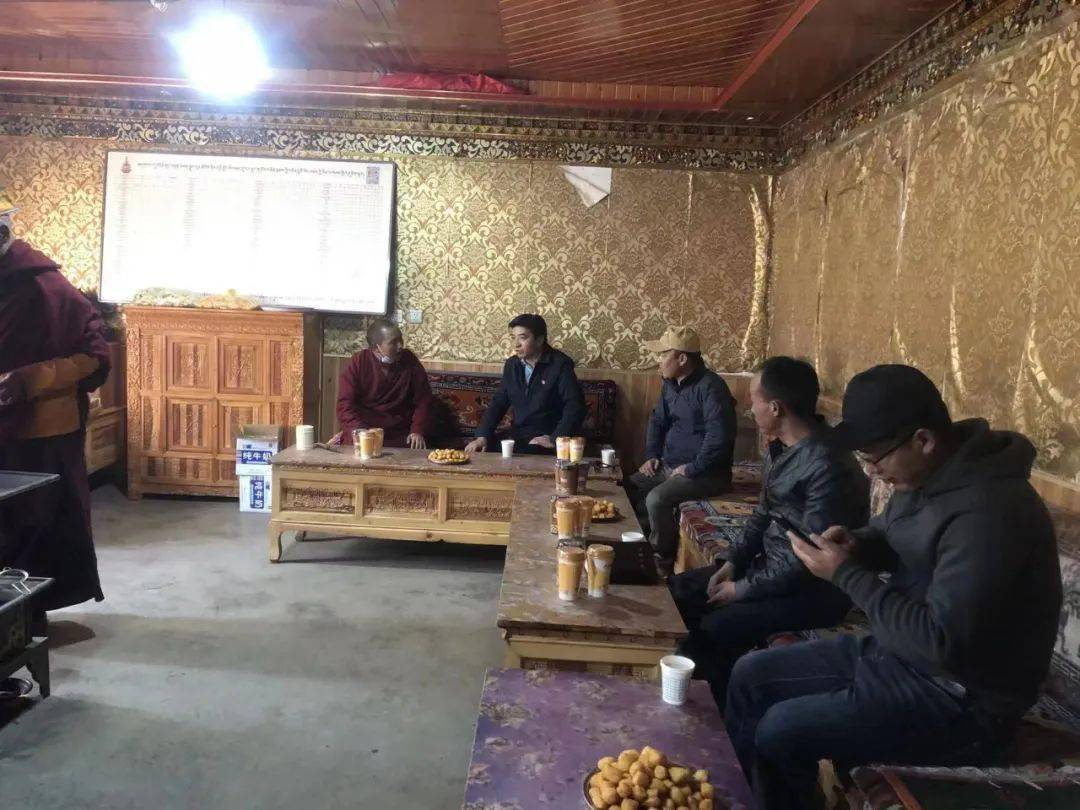 统战信息县委常委统战部部长扎西才旦赴各寺院维稳督导检查