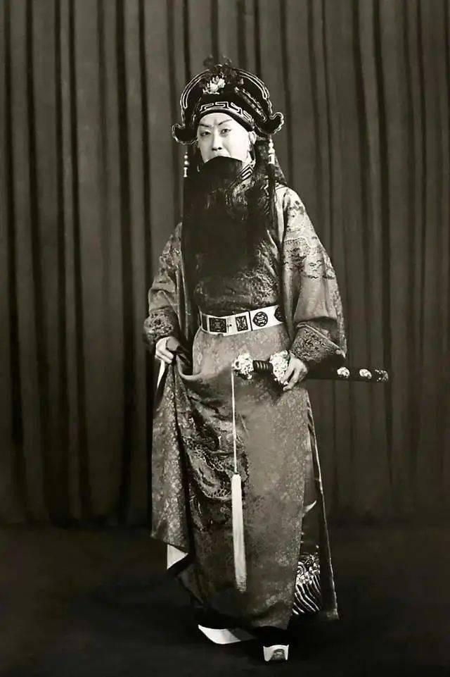 李慕良精于唱情严于声韵