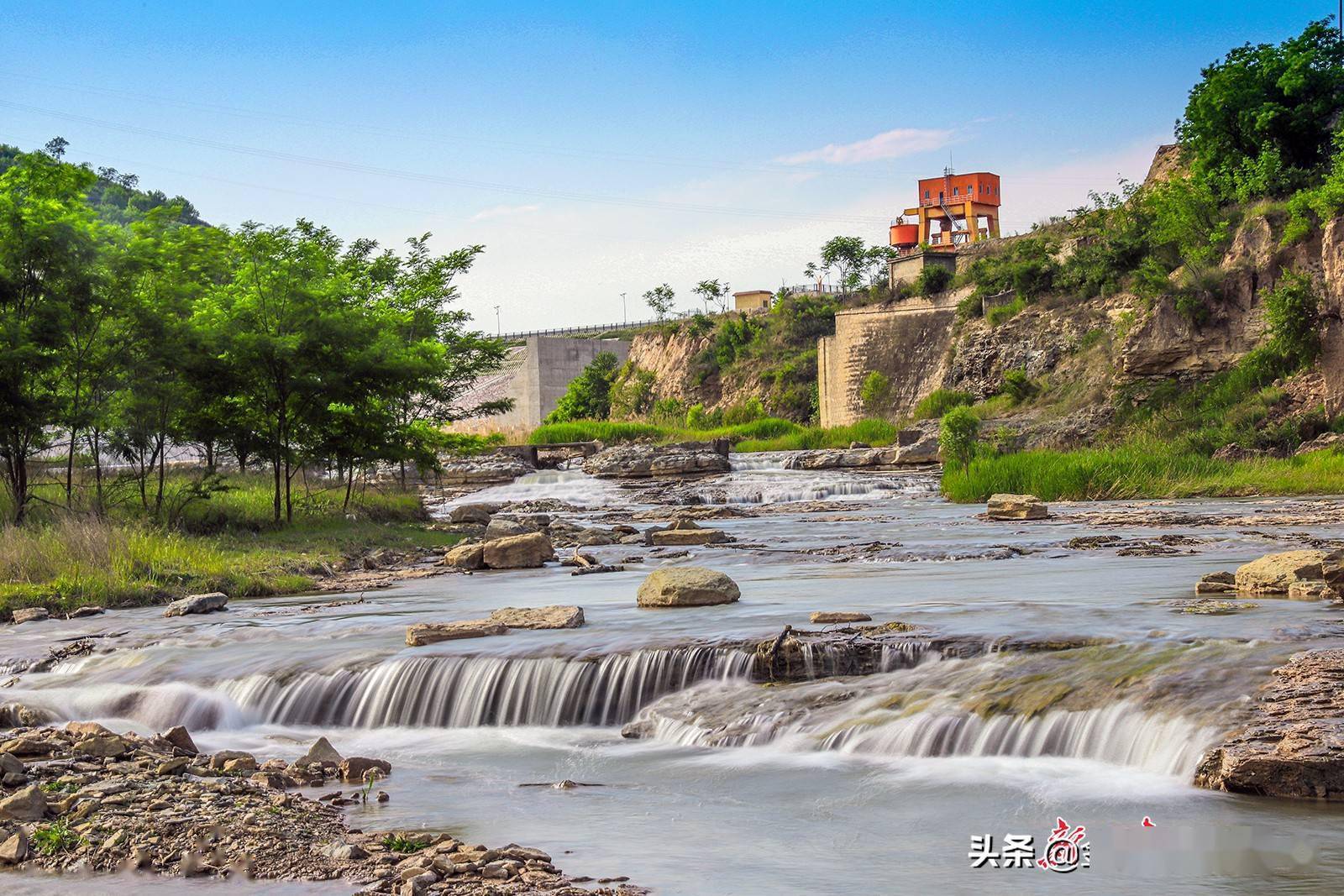 宁县小盘河水库碧波荡漾美如画