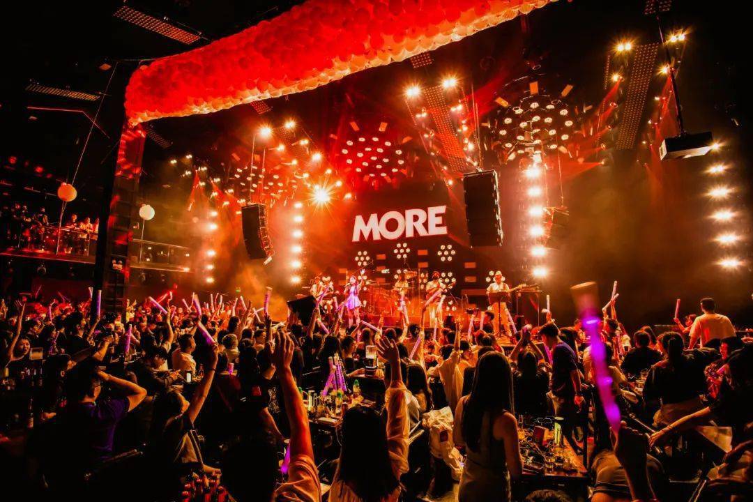 猫livehouse合肥店更多热爱只在现场