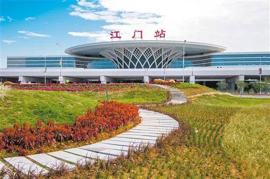 以及未来深江铁路,广佛江珠城际等随着江门站建成运营,枢纽机场段