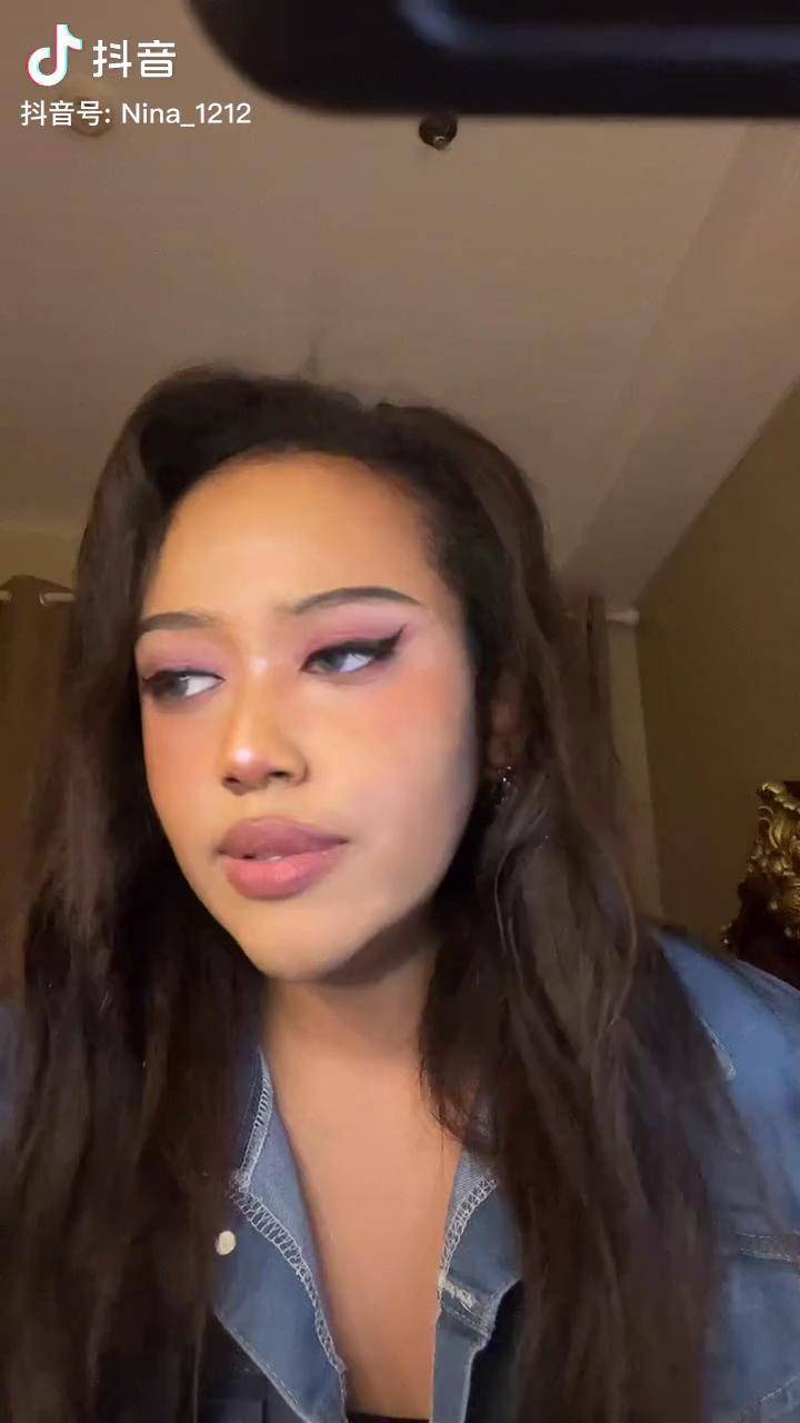 服务员草率了中非混血