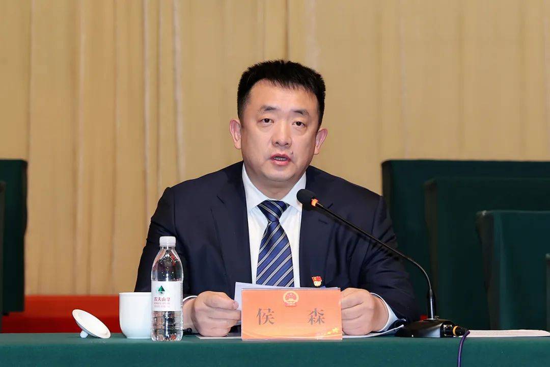 太原杏花岭区第六届人民代表大会第三次会议胜利闭幕_发展_侯森_全区