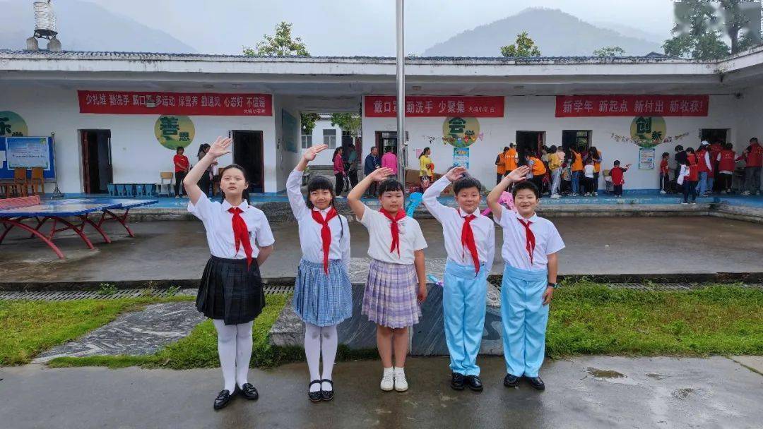 弘扬新时代志愿精神,"六一"关爱留守儿童_服务_爱心_黄冈市委