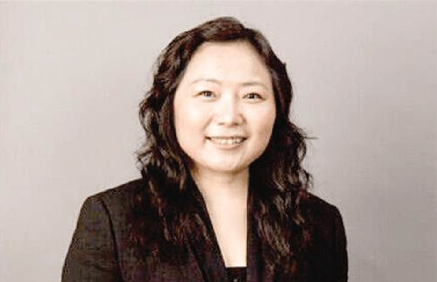 中国最有钱的女房东,一月收租2个亿,分前夫200亿,给女儿500亿_吴亚军