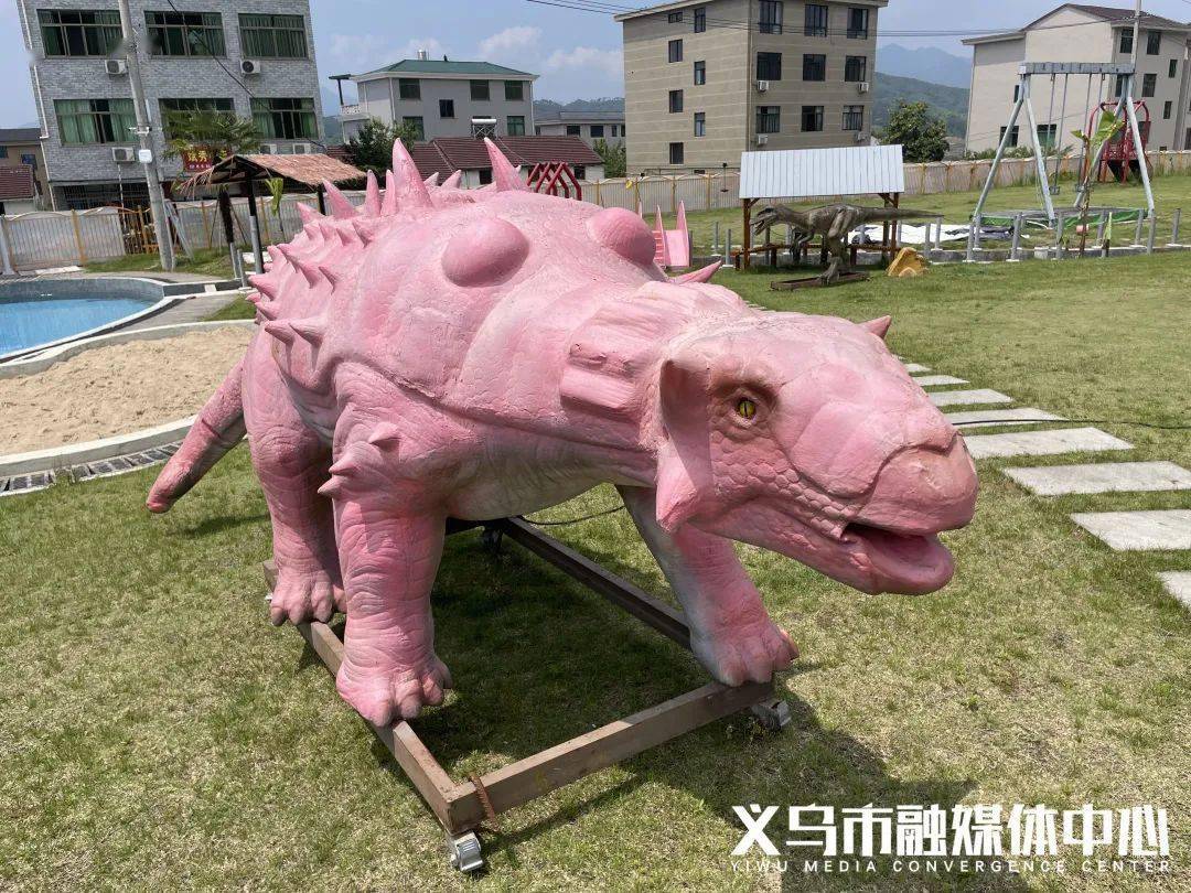 义乌这里多了座水上森林营地!_塘边村_项目_恐龙