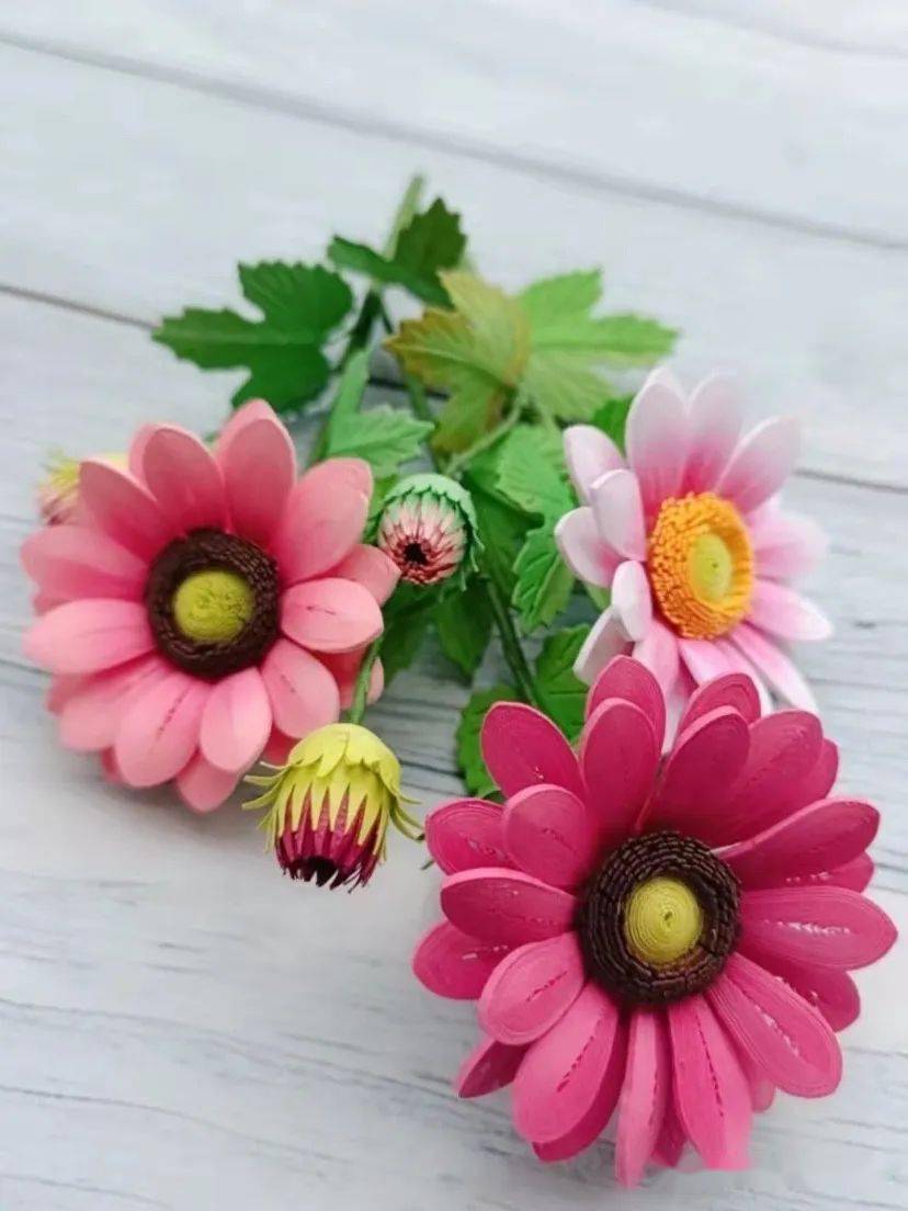 【作品专辑】读者杨嘉茵(风铃草)的衍纸作品集4_手工_昵称_印台