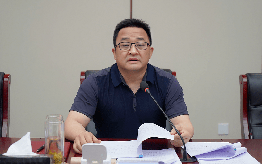 市委组织部召开理论学习中心组学习扩大会传达学习省第十二次党代会