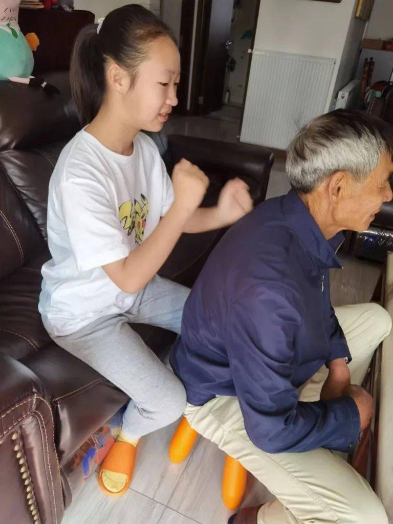 育西好少年仁爱之星