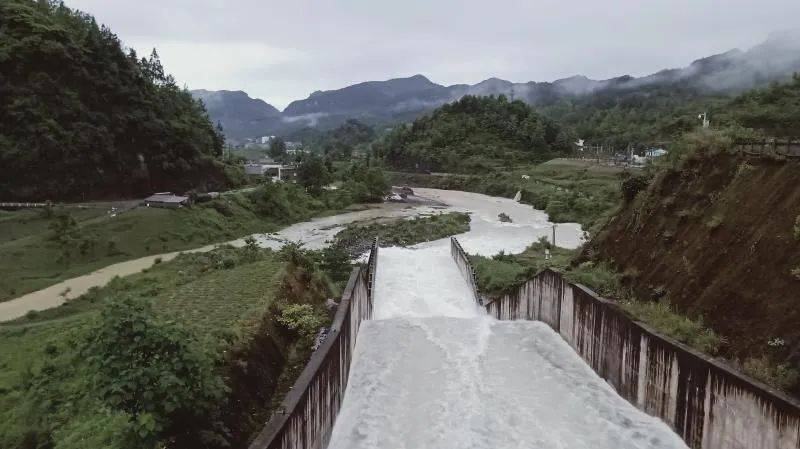 昨夜今晨貴州多地出現特大暴雨