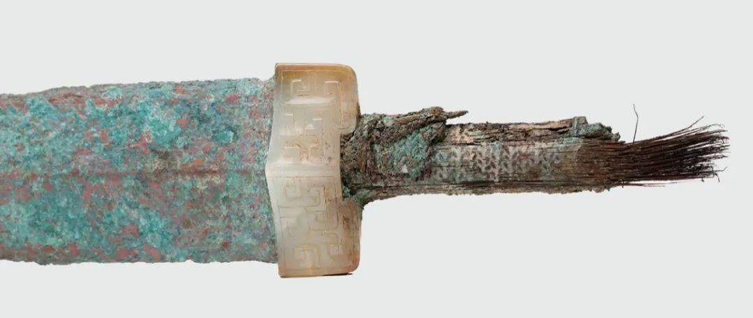 玉具铜剑(m3:27,m2:11) 3.