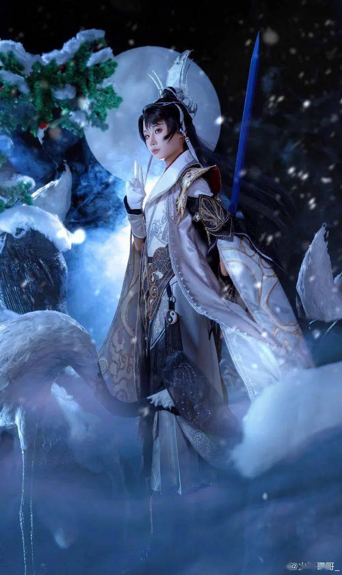 火页哥哥_果酱lisaaa大肚腩的宝宝猪-辰辰子-_快乐星球玩家cos大赛02