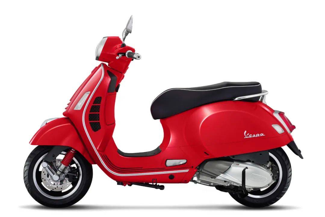 2022 vespa gts super 熱情紅感觸生活的美好時光