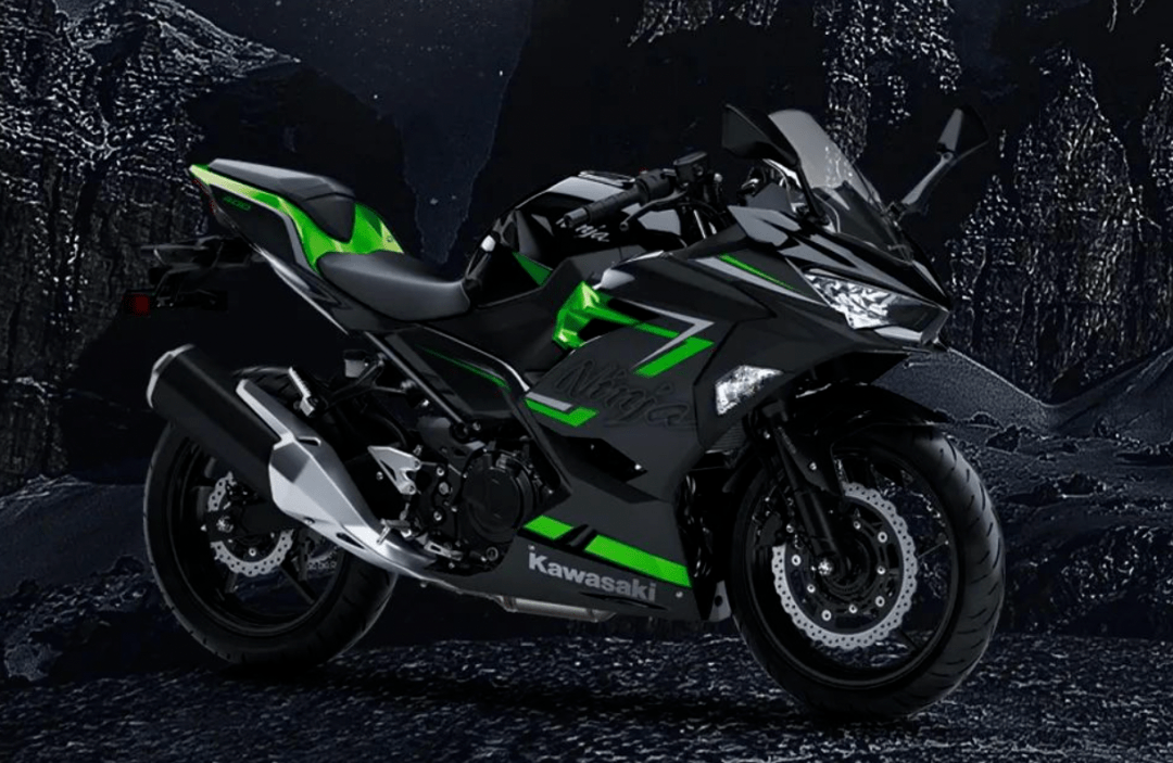 川崎發佈新版本ninja400新增紅色塗裝黑色款售價上漲