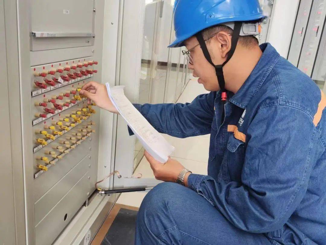 核对定值,压板,接线与试验此次主变改造将原冷却方式改为自然风冷方式