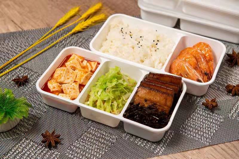 南京西路商圈网红白领食堂复工30元三荤三素找回疫情前吃午饭的感觉