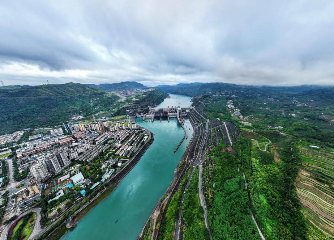 溪洛渡向家坝三峡梯级水库联合生态调度试验启动