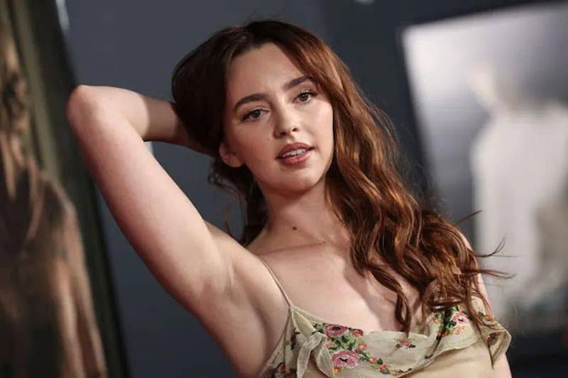 马斯克29岁新女友曝光金发癖实锤二胎才1个月就劈腿狠甩温哥华前任