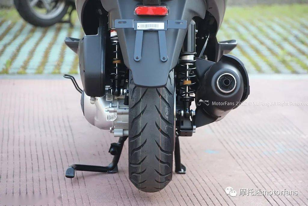 piaggio比亚乔x7 2.0新版本先睹为快_搜狐汽车_搜狐网