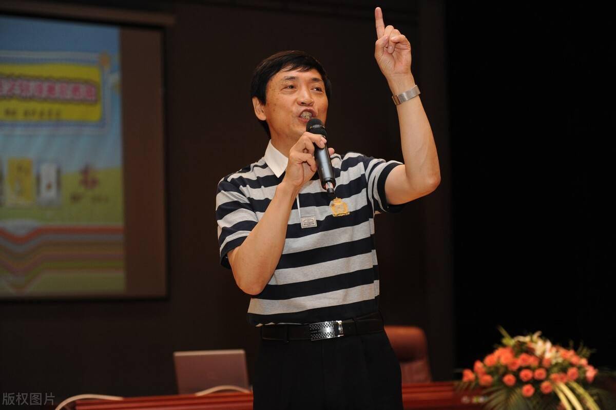 山羊不吃天堂草曹文轩没有活得轻松的人生