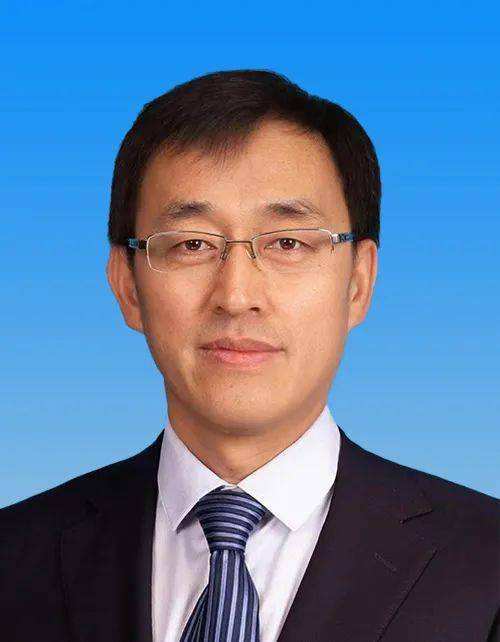 大连理工大学领导班子成员调整