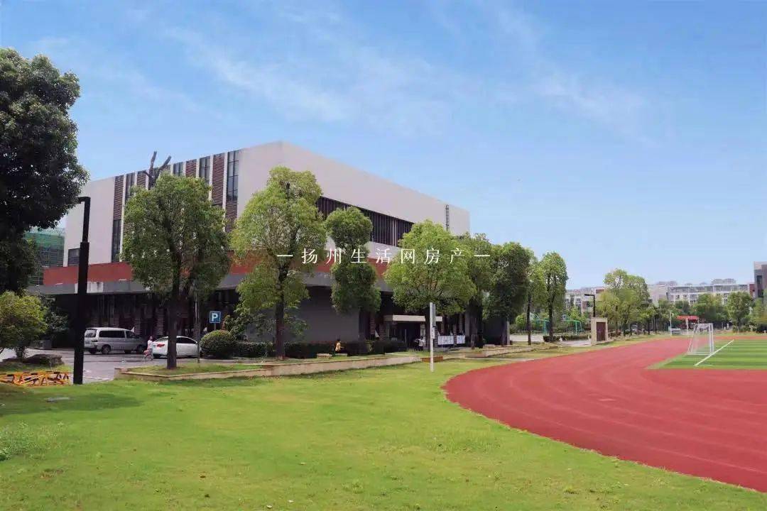 扬州学校(扬州学校宿管招聘)