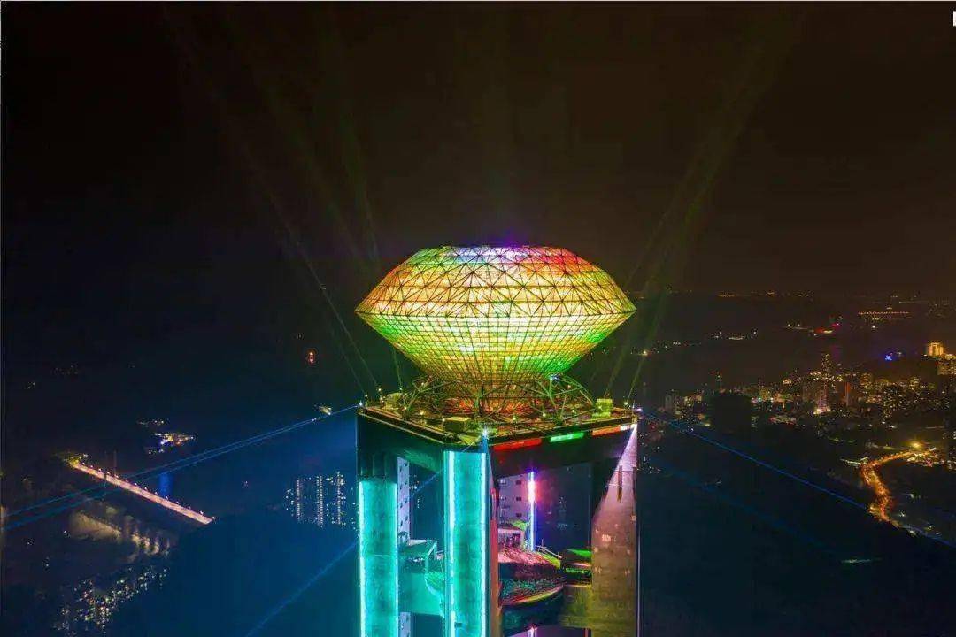 限6月18日出发|品非遗美食,打卡网红圣地,遇见最美梧州~_西江_明珠塔
