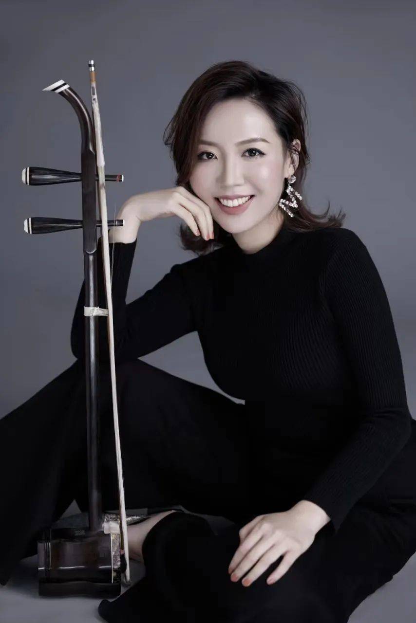 张咏音(特邀)青年二胡演奏家,浙江音乐学院国乐系二胡教师,硕士研究生