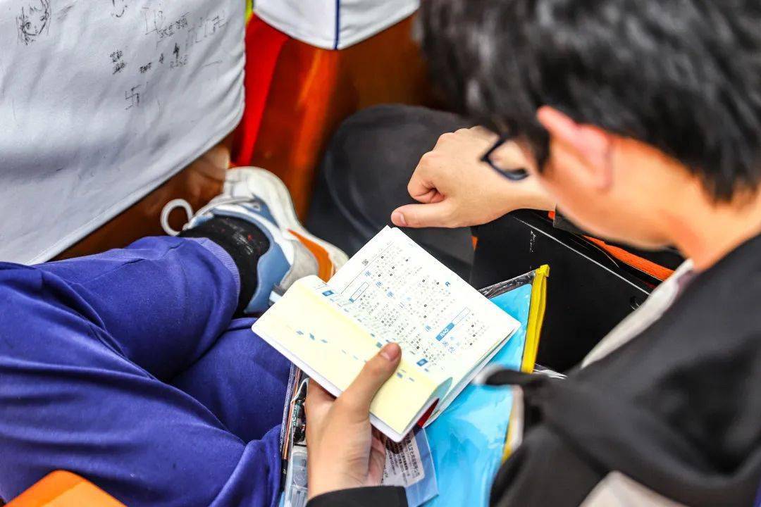 昨天,稼祥中学这群孩子征战中考出征啦