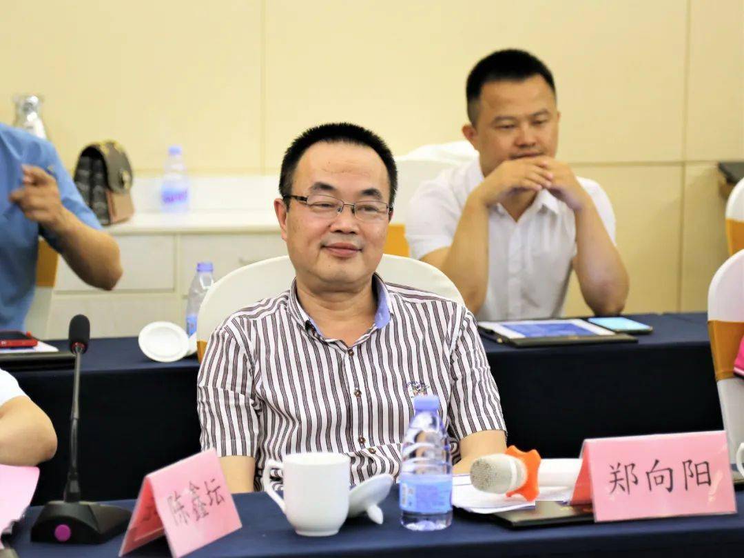 医院院长潘兴南,石狮市医院副院长蔡建通,安溪县医院总院副院长傅朝阳