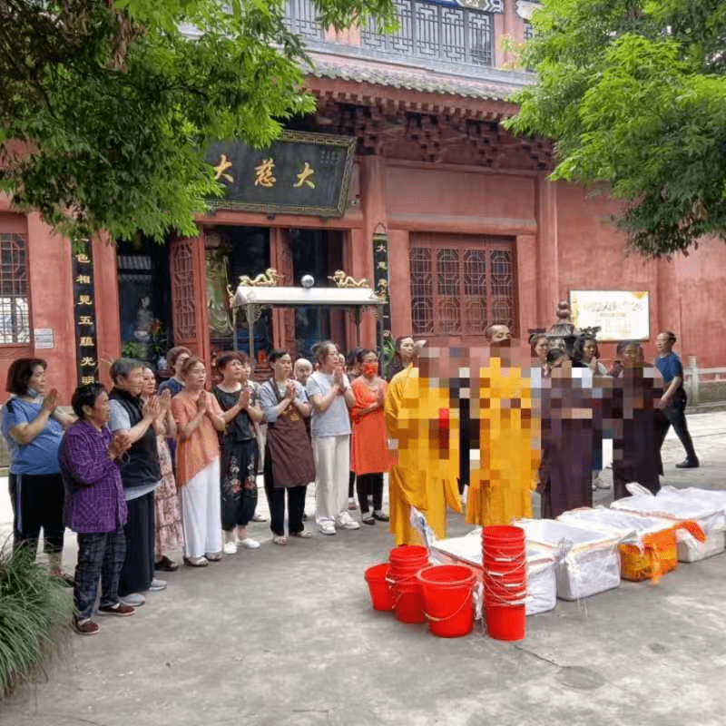 五月十五东坡区不二禅院放生_邹卫彬_华华_生命