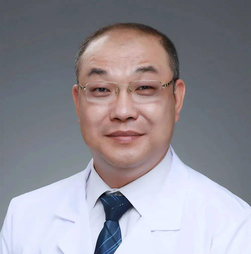 谭涛,博士,主任医师,博士生导师,第三批全国优秀中医临床人才,天津