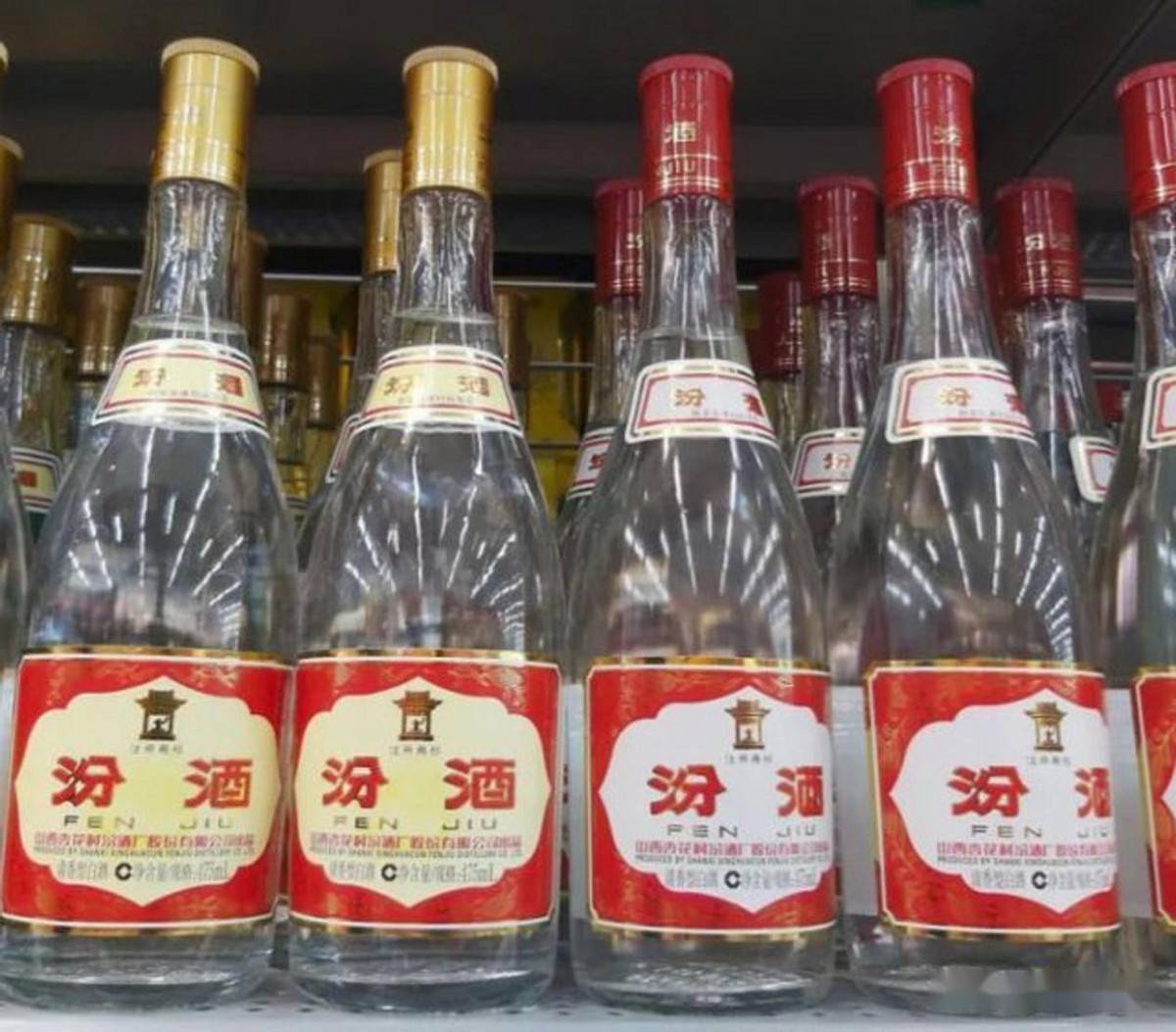 同样是"玻汾酒",黄盖和红盖到底有啥区别?行家:味道差别很大