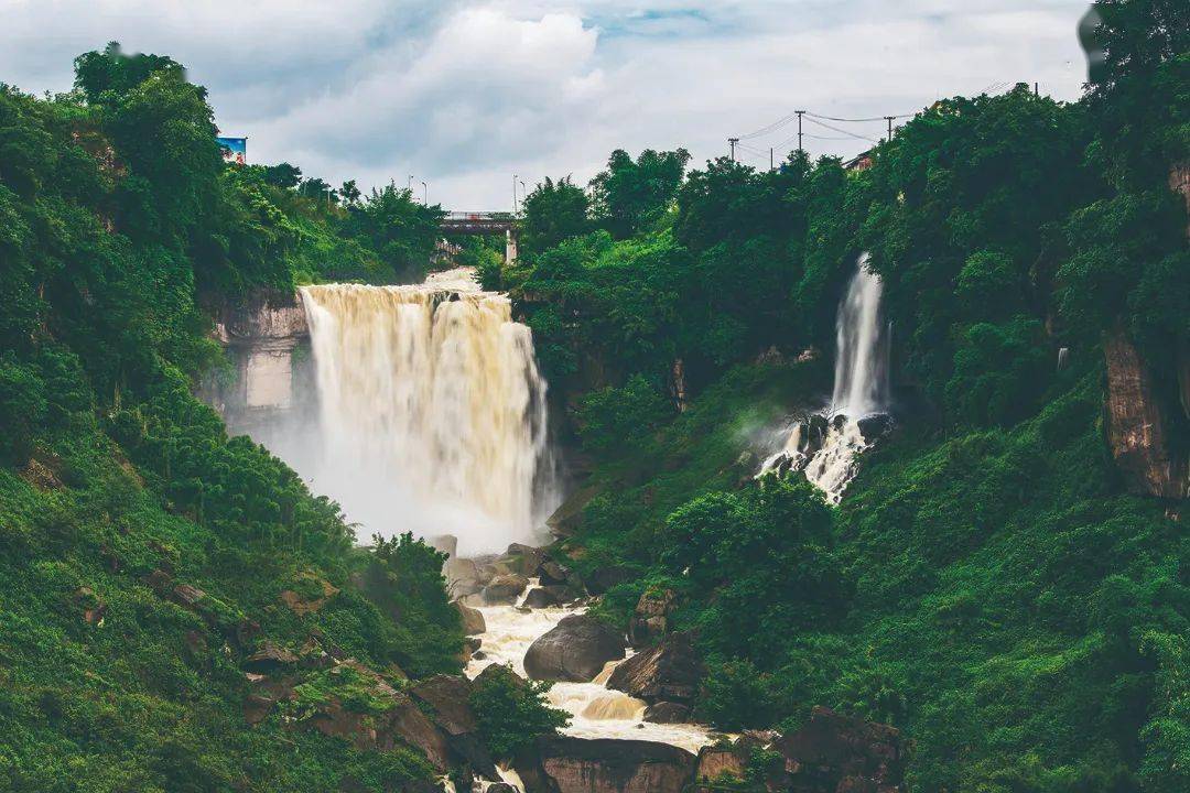 綦江这些瀑布,又美出了新高度