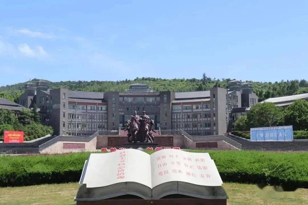 湖北文理学院图书馆图片