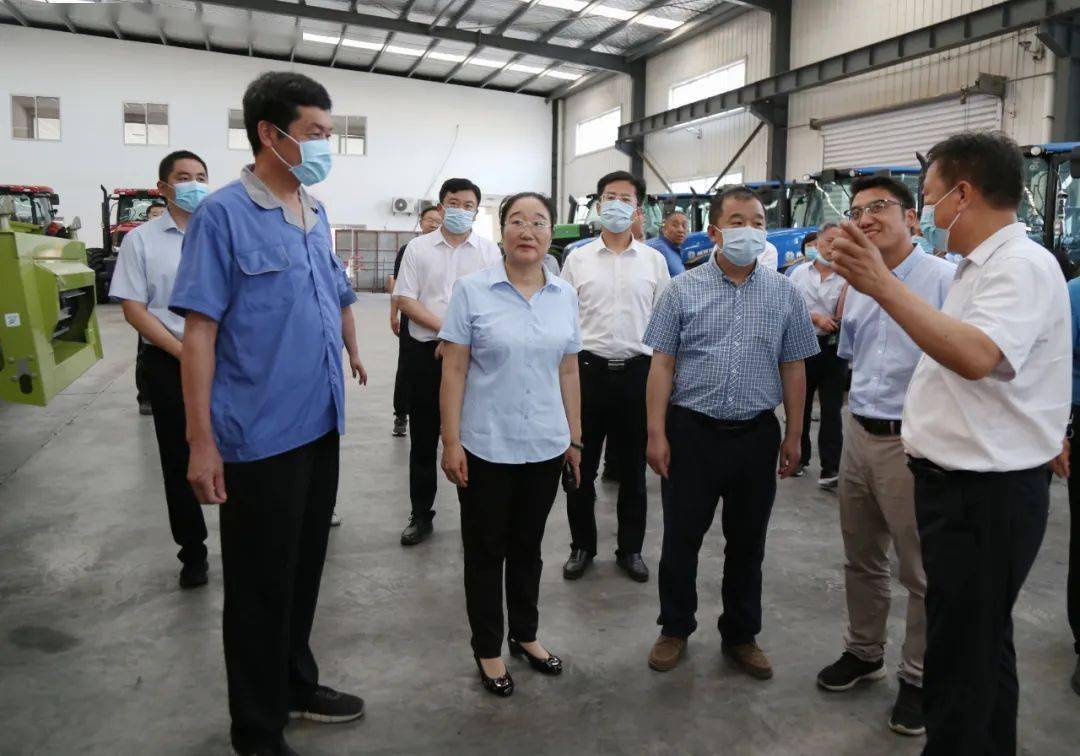 宋昱到我县开展三夏小麦机收专项指导